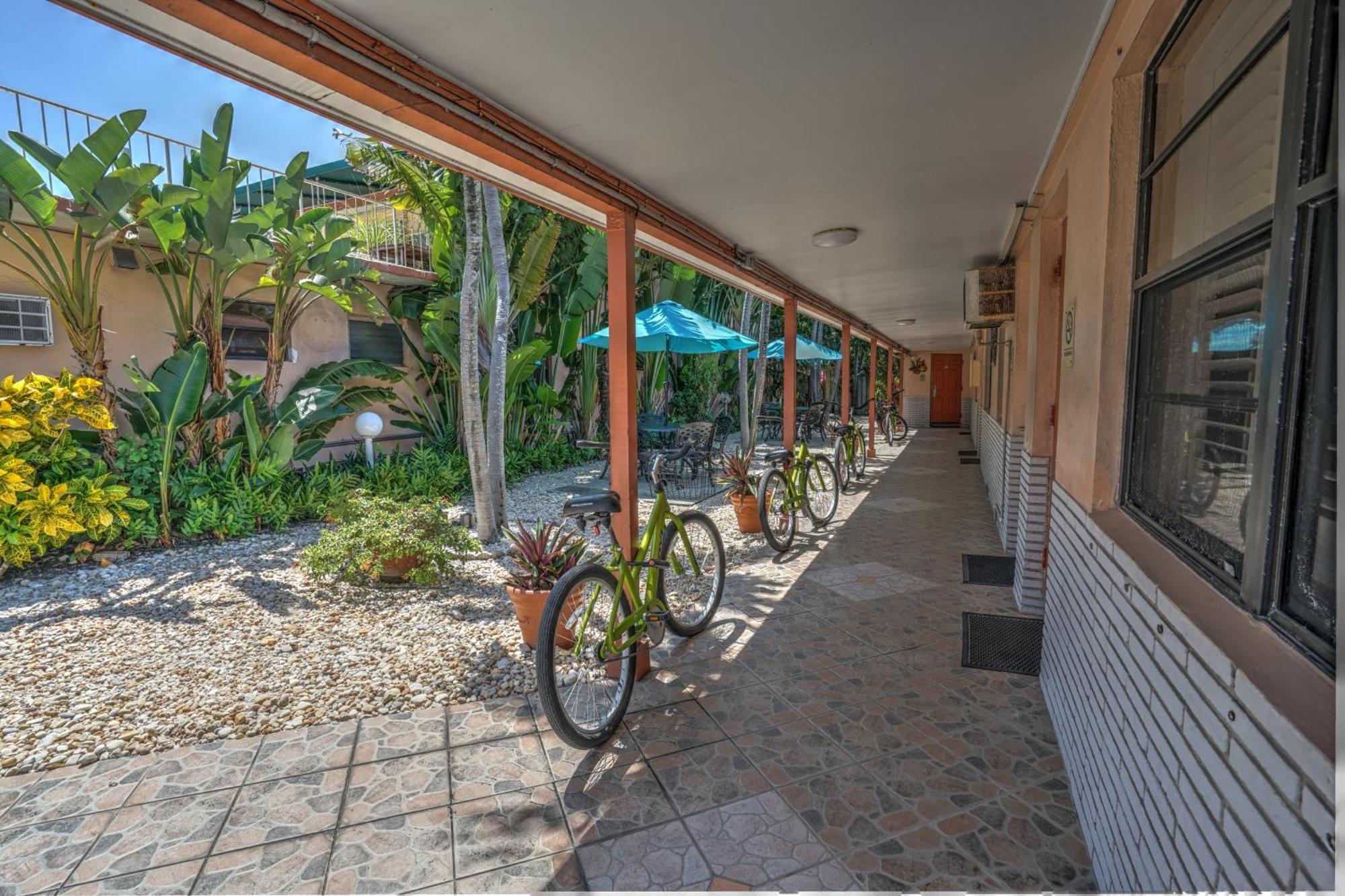 Sea Garden By The Sea Hotel Lauderdale-by-the-Sea Ngoại thất bức ảnh