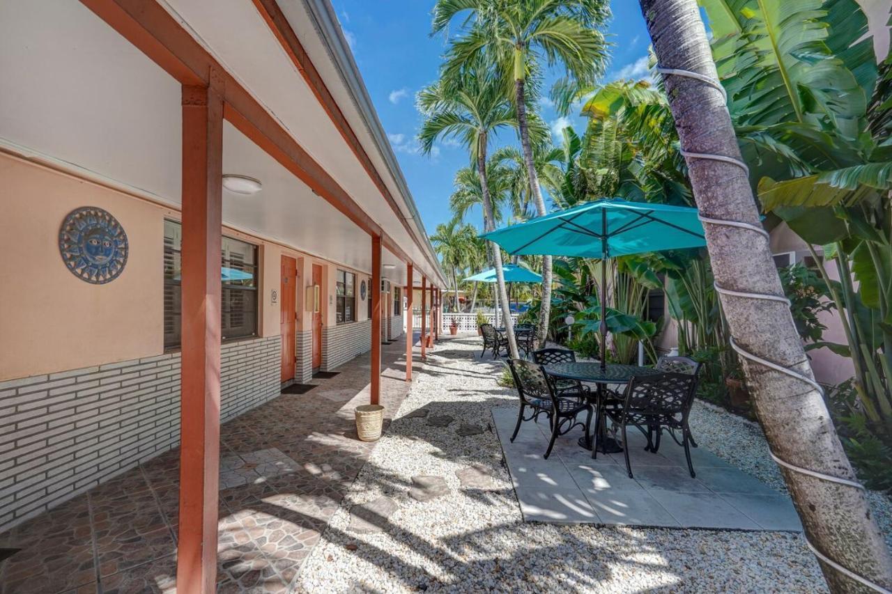 Sea Garden By The Sea Hotel Lauderdale-by-the-Sea Ngoại thất bức ảnh